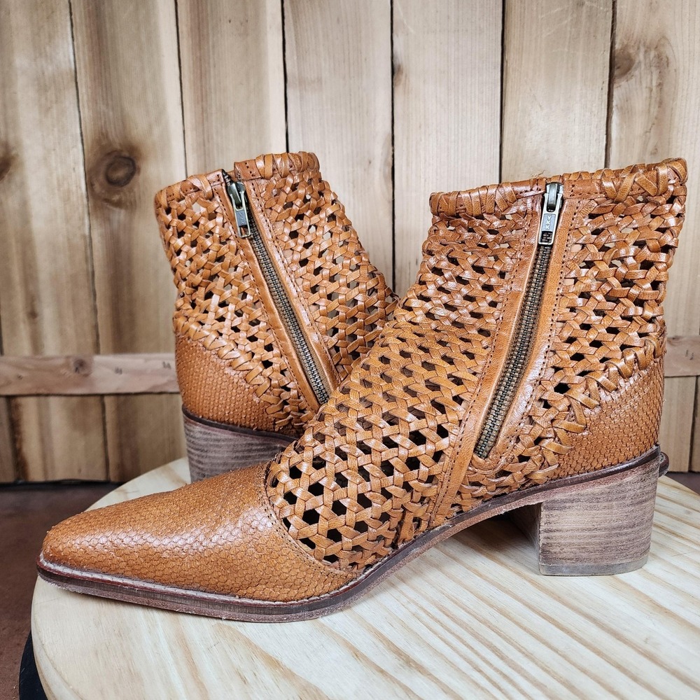 Free People In The Loop Boots Womens 10 Brown Leather Woven Ankle Booties Boho - Picture 6 of 9